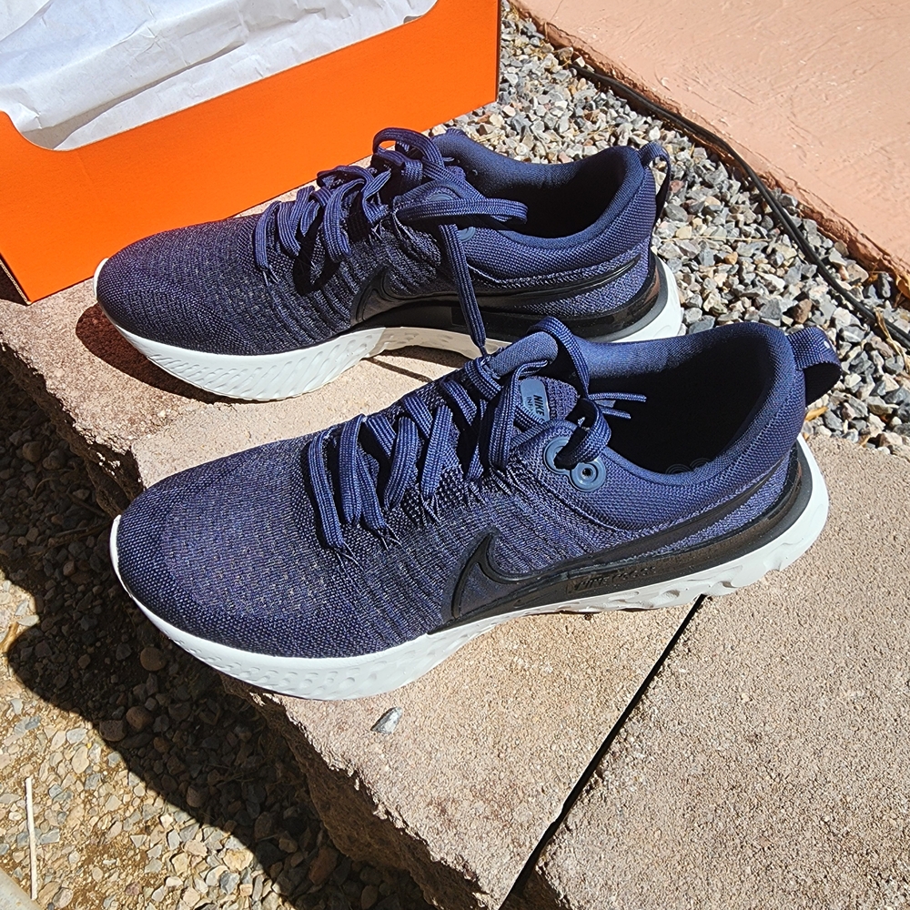 Nike Infinity Run Fk 2 New Never Worn